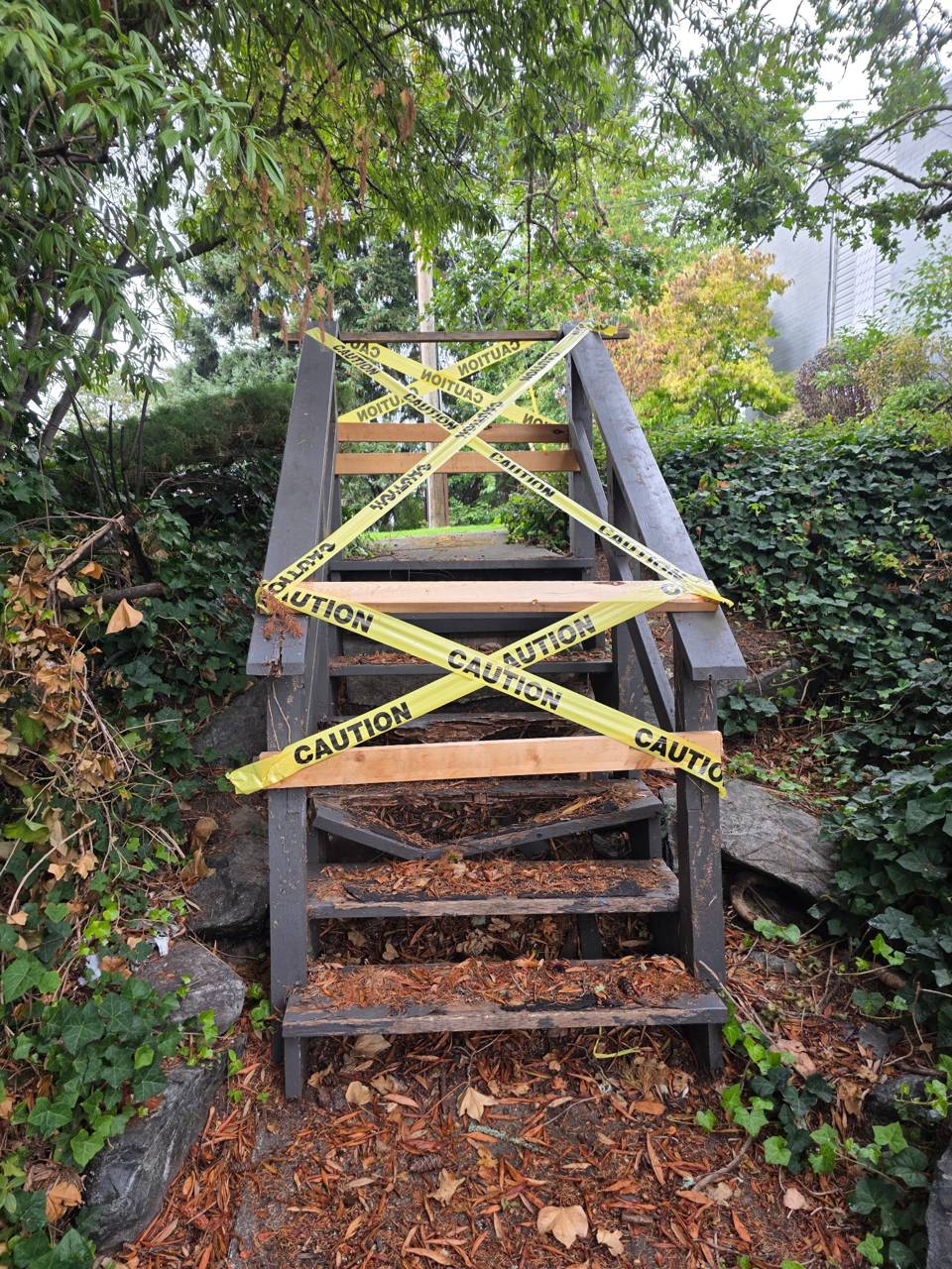 Staircase rebuild - before